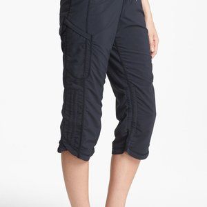 Zella navy blue ruched capris size 14